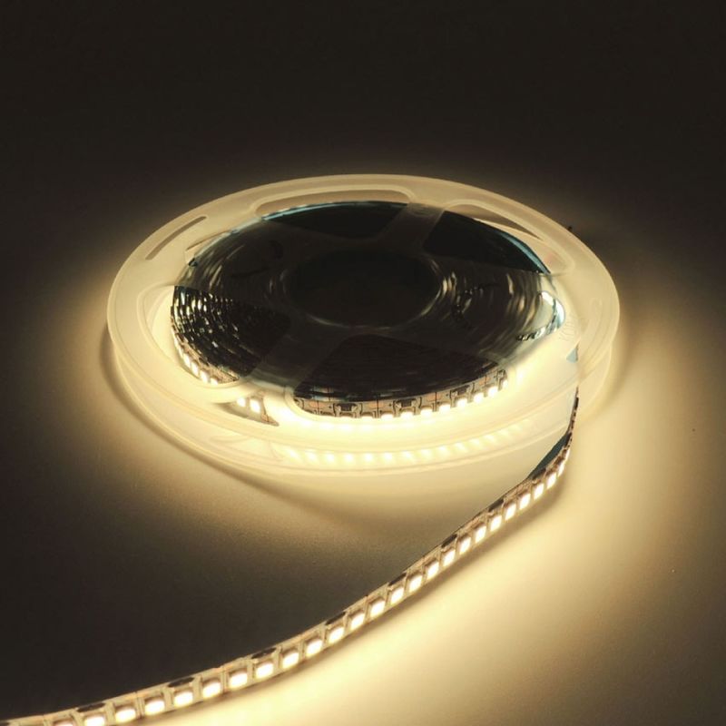 PCB blanc étanche à l'eau 2835 bande LED 120LED couleur émettrice 3000K/4000K/6000K 5m/roll 120° Angle du faisceau