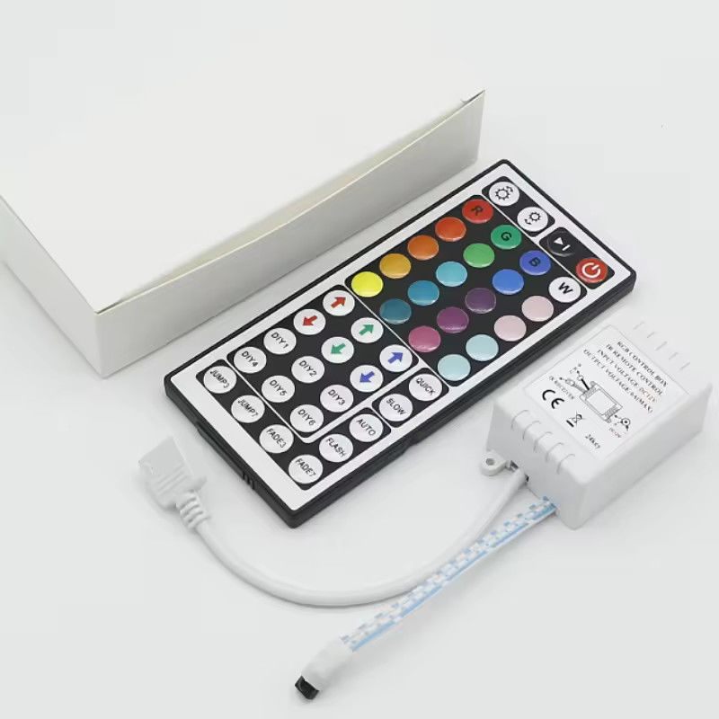 Fabrique originale 44clés 5V 12V 24V RGB LED contrôleur RF sans fil LED lumière monochrome Dimmer contrôleur à distance pour led