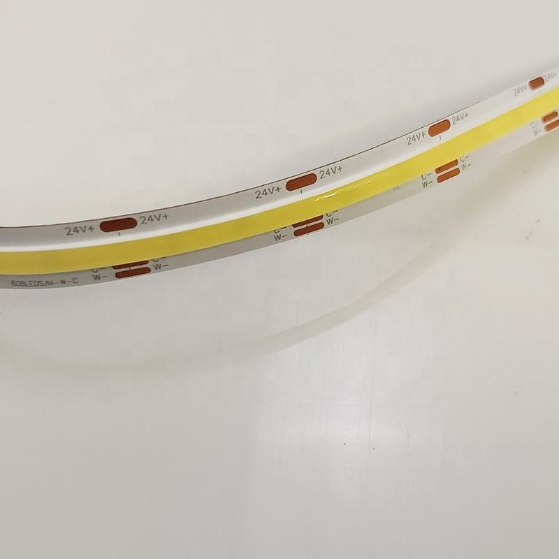 L'éclairage de l'éclairage de type LED peut être réglé à l'aide d'une bande LED COB.