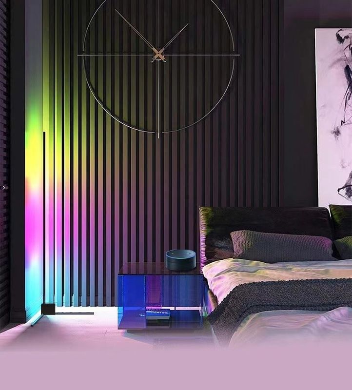 Éclairage intérieur décoratif moderne Lampade de sol LED RGB IC Smart Corner Atmosphere Light