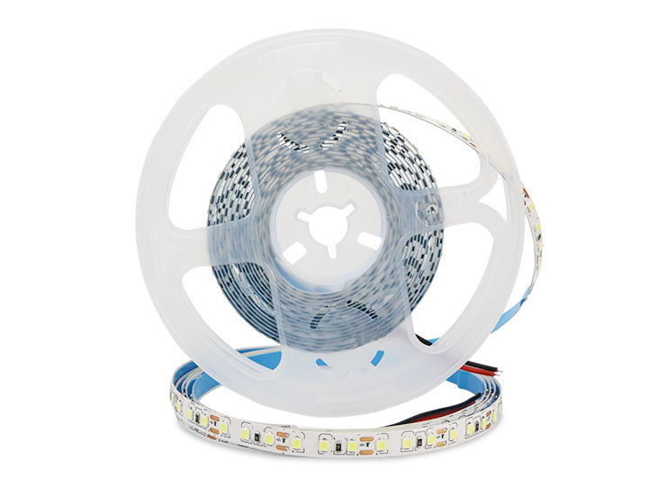 120LED 6000K 10w 12V SDCM 3 LED bande avec certificat CE ROHS COB LED bande souple