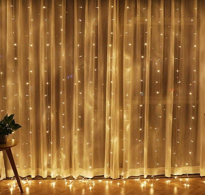 3500K Lumière de rideau LED blanche chaude pour les décorations de chambre à coucher 3x2.4m 240d Modes d'alimentation USB