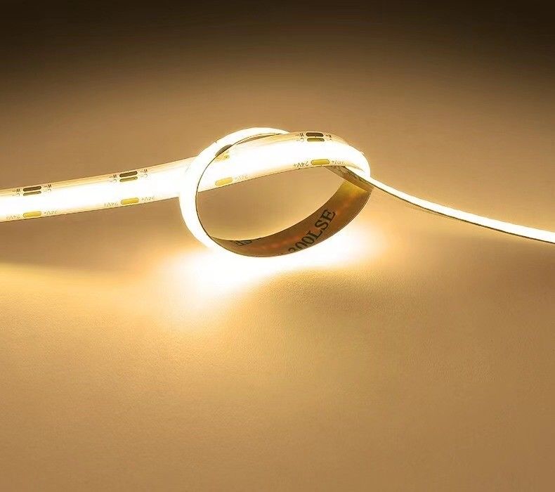 12v 24v 480 led Ce Rohs 3 Flexible Light Cob Led Strip avec atténuateur et support d'atténuation