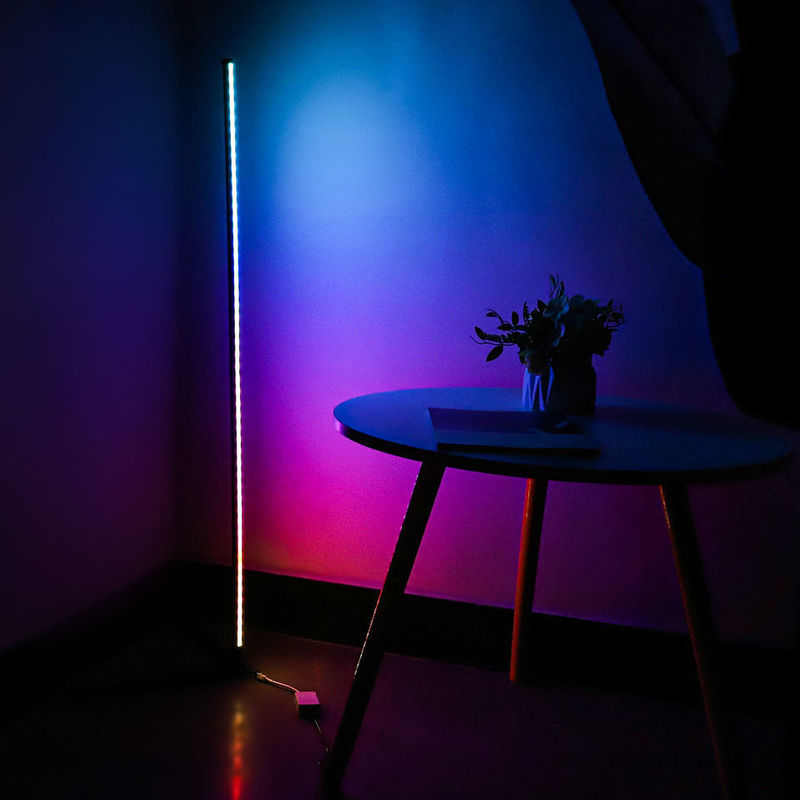 Produit Lampe de coucher de soleil ambiante intelligente Décoration de couleur RGB nouvellement conçue