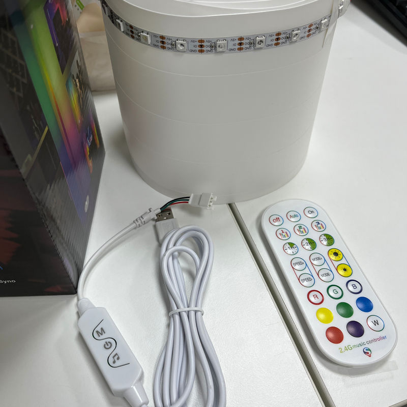 2- RGB IC Smart Corner Light Télécommandé Tuya Support Google Alexa LED Corner Lamp Pour le salon