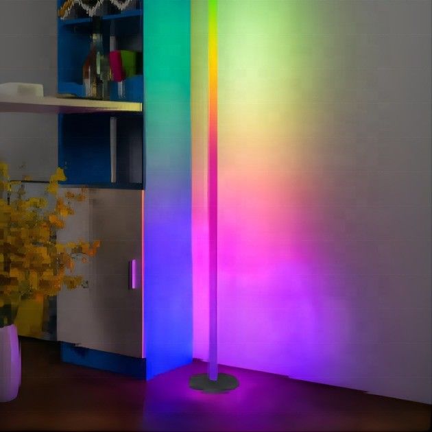 Design moderne Atmosphère personnalisée Smart Home Lumière LED Rgb Lampes de sol pour chambre d'hôtel