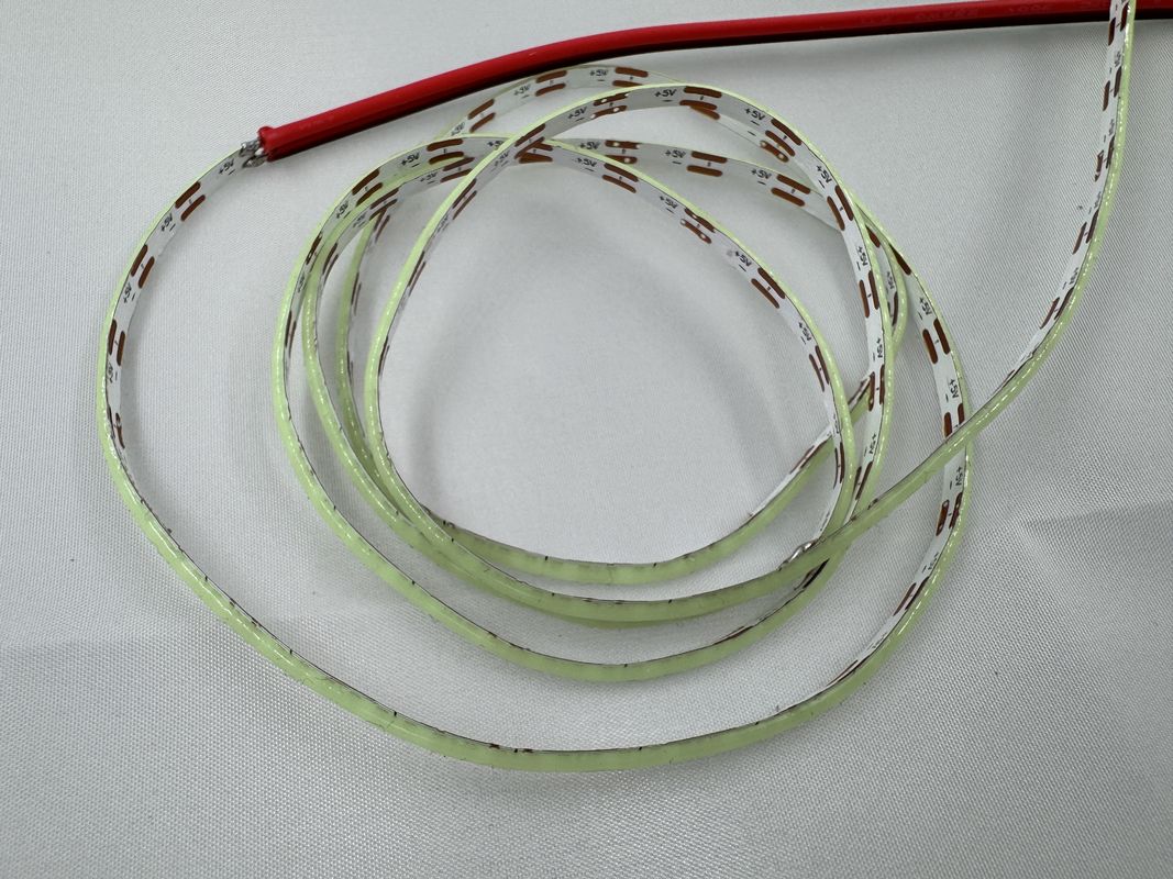 Bandes LED COB de haute luminosité de 12 V à 5 V avec un CRI élevé et une température de couleur de 2700 k-6500 k