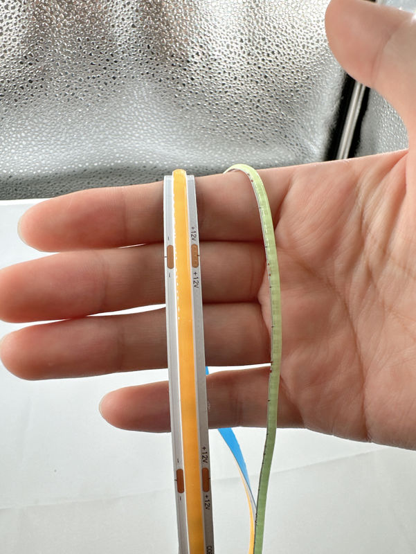 Bandes LED COB de haute luminosité de 12 V à 5 V avec un CRI élevé et une température de couleur de 2700 k-6500 k