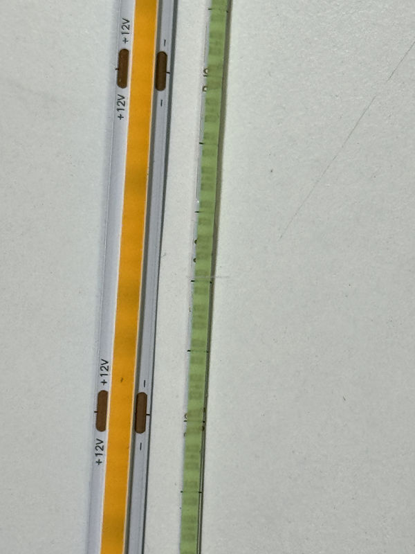 L'éclairage de la bande de LED COB DC24V CRI90 312LED/m IP33 IP40 IP44 avec éclairage complet stable de 10 m