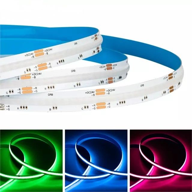 Créez une atmosphère festive avec une lampe à bande LED RGB
