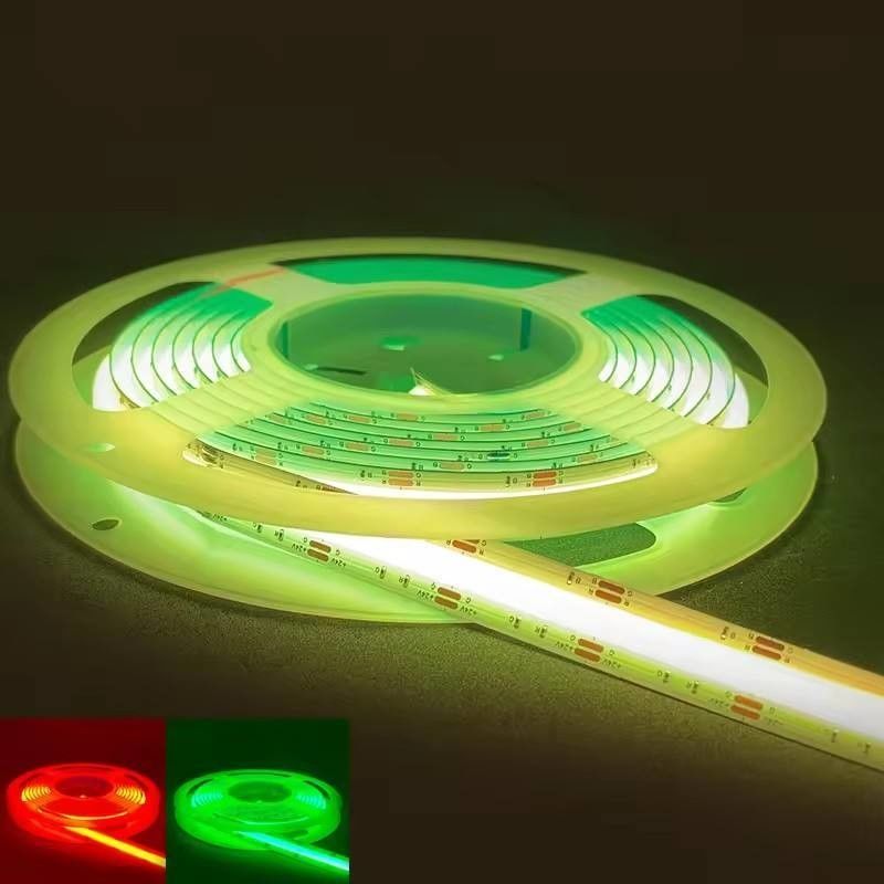 Créez une atmosphère festive avec une lampe à bande LED RGB