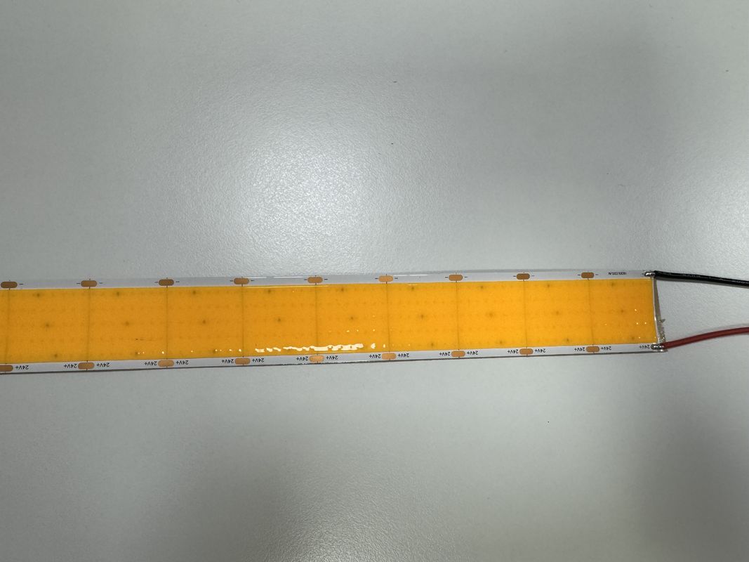 1600 leds/m Super large COB LED Strip CRI 90 Super brillant 30mm 24V pour l'éclairage intérieur